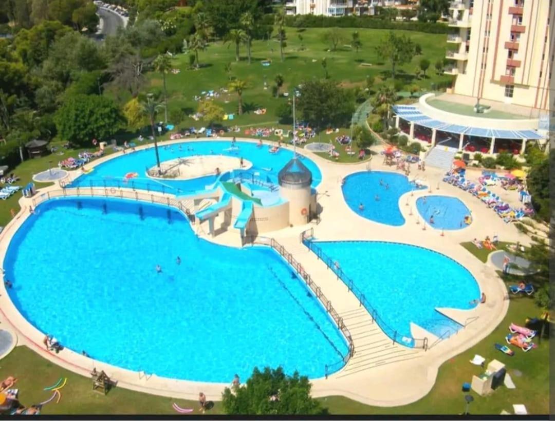 Minerva Holidays Estudio En Benalmadena Apartment Luaran gambar